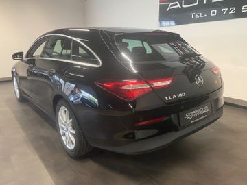 Mercedes CLA 180 Shooting Brake - 2