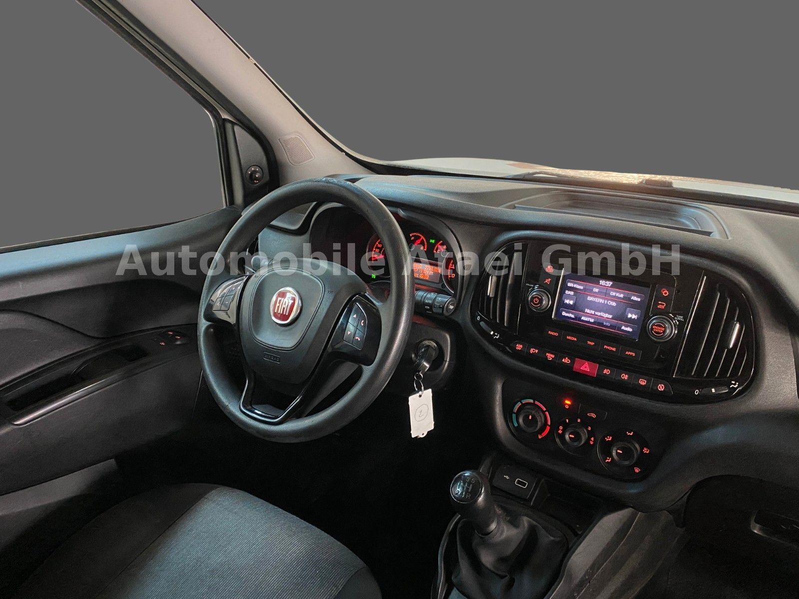 Fahrzeugabbildung Fiat Doblo Kasten TEMPOMAT+KLIMA (8255)