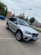 BMW X5 E70 30d xDrive TÜV 03.2027 - BMW X5 aus 2011: 5.0