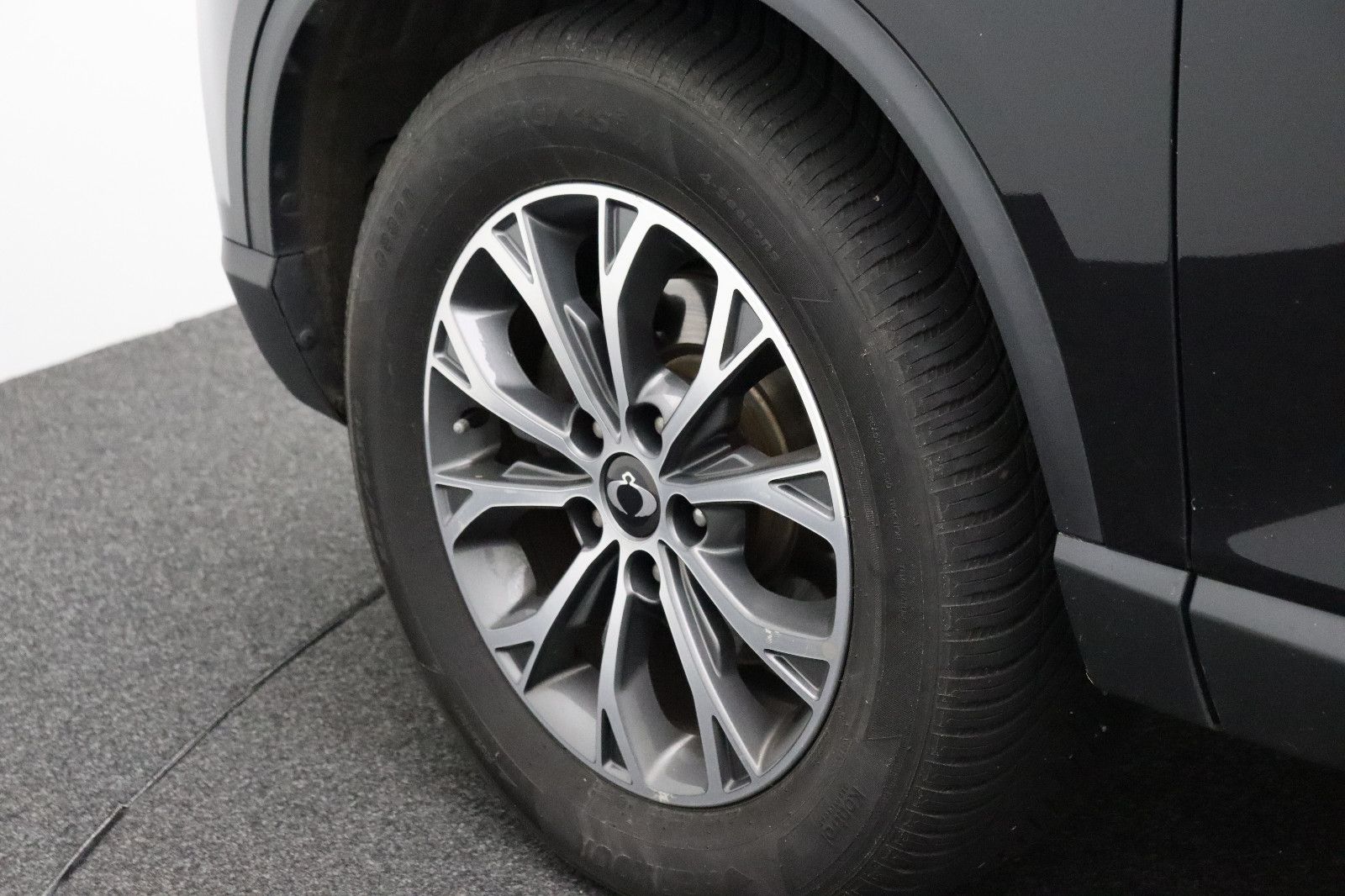 Fahrzeugabbildung Ssangyong REXTON 2.2 4WD AT QUARTZ+Comfort-Paket AHK 3.5T