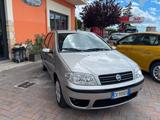 Fiat Punto 1.2i cat 5 porte ELX - Fiat Punto ELX mit Benzin-Antrieb
