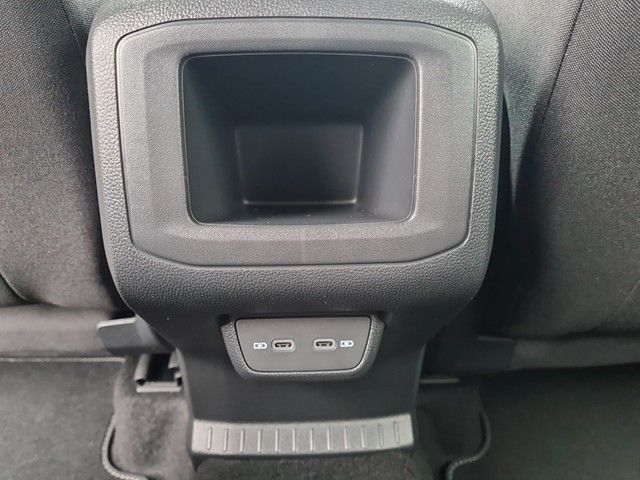 Fahrzeugabbildung Volkswagen T-Cross R-Line DSG Matrix  ACC AHK RFK Beats SH