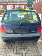 Renault Twingo 1.2 - Renault Twingo aus 2000 mit Benzin-Antrieb: Kleinwagen