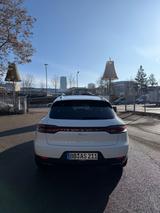 Porsche Macan Pano, 360° Kamera, Alcantara, 21 Zoll - Porsche: 3.2