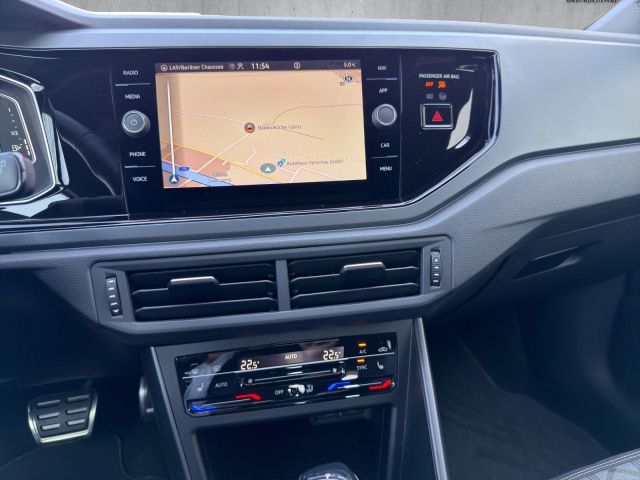 Taigo R-Line 1.5 TSI DSG Bluetooth Navi LED