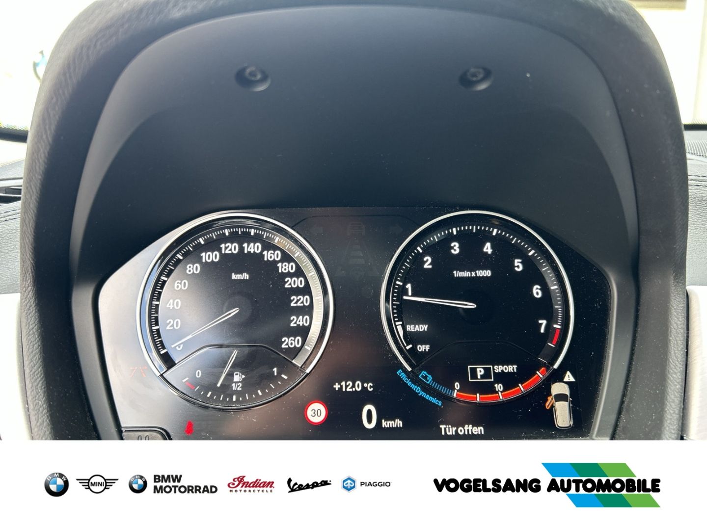 Fahrzeugabbildung BMW X1 20i xDrive,SportLine,AHK,Rückfahrk.,H&KSound,