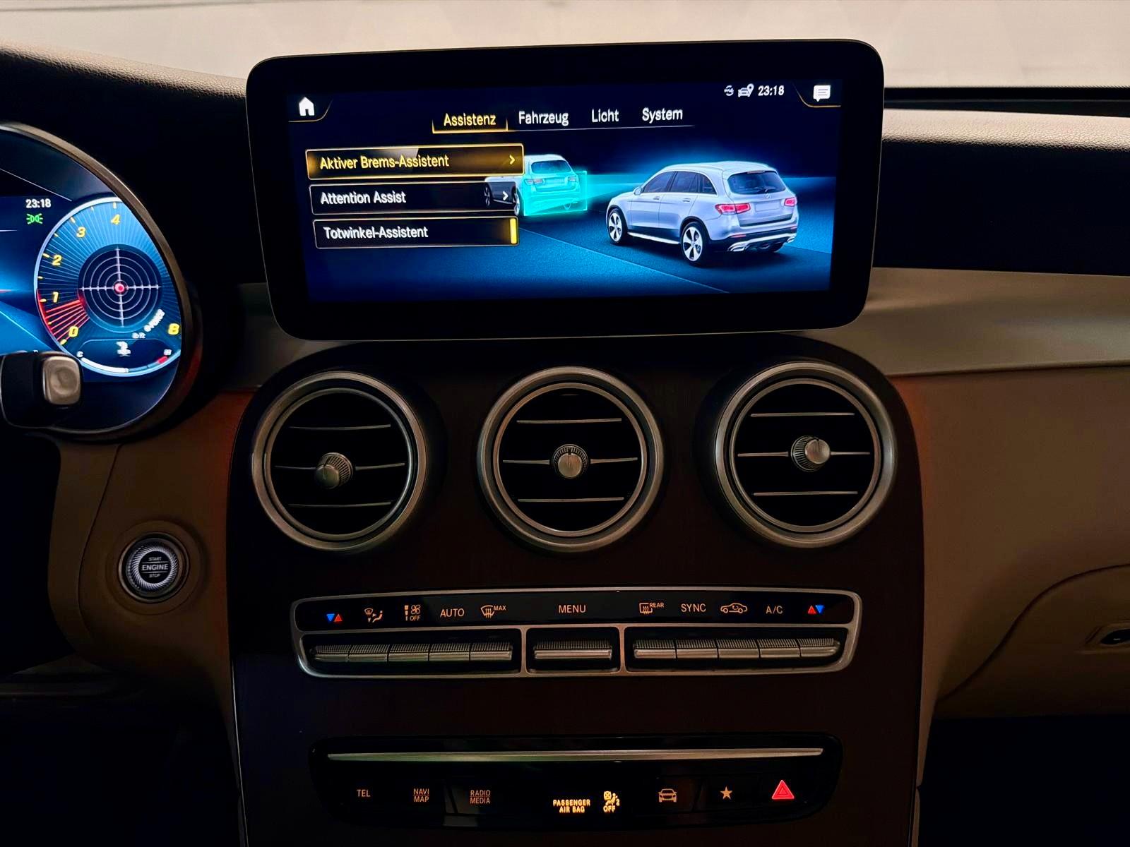 Mercedes-Benz GLC 300*4Matic*Autom.*Leder*Pano*Burmester*LED*