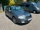 Skoda Octavia Combi 1.9 TDI DPF Klima/AHK/Alu/PDC - Skoda Octavia mit Diesel-Antrieb: 1.9