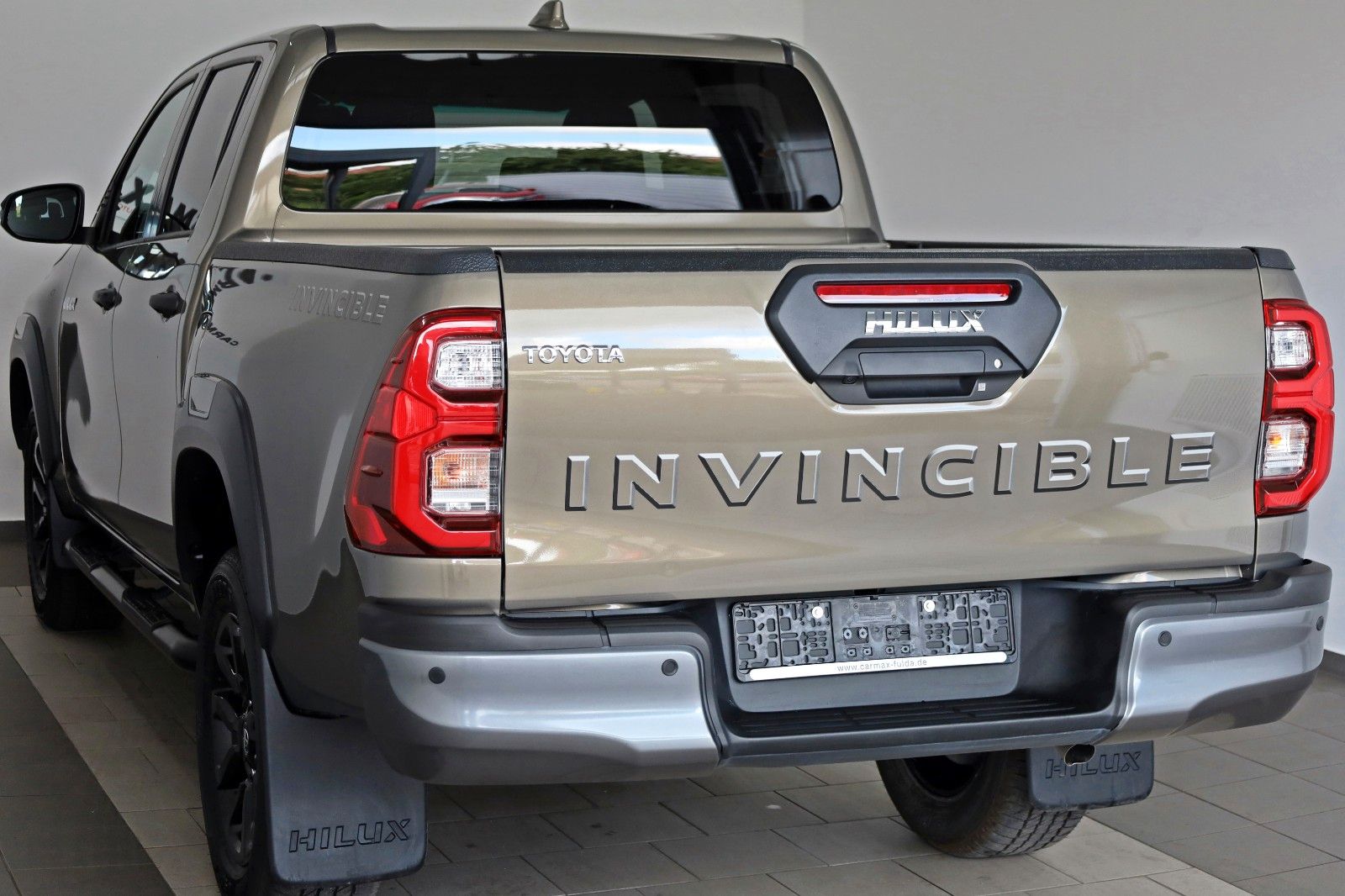 Fahrzeugabbildung Toyota Hilux 2.8 D-4D Invincible,DOKA,ACC,WERKSGARANTIE