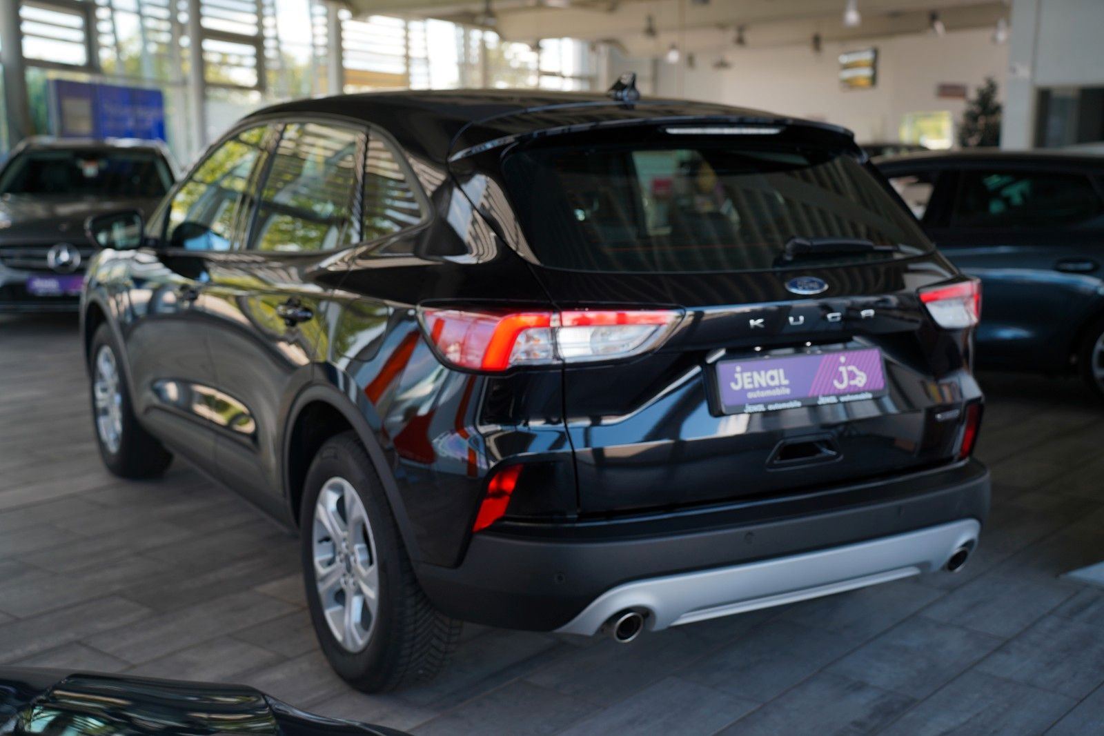 Fahrzeugabbildung Ford Kuga PHEV C&C Winter-Paket*Allwetter*Navi*Assist
