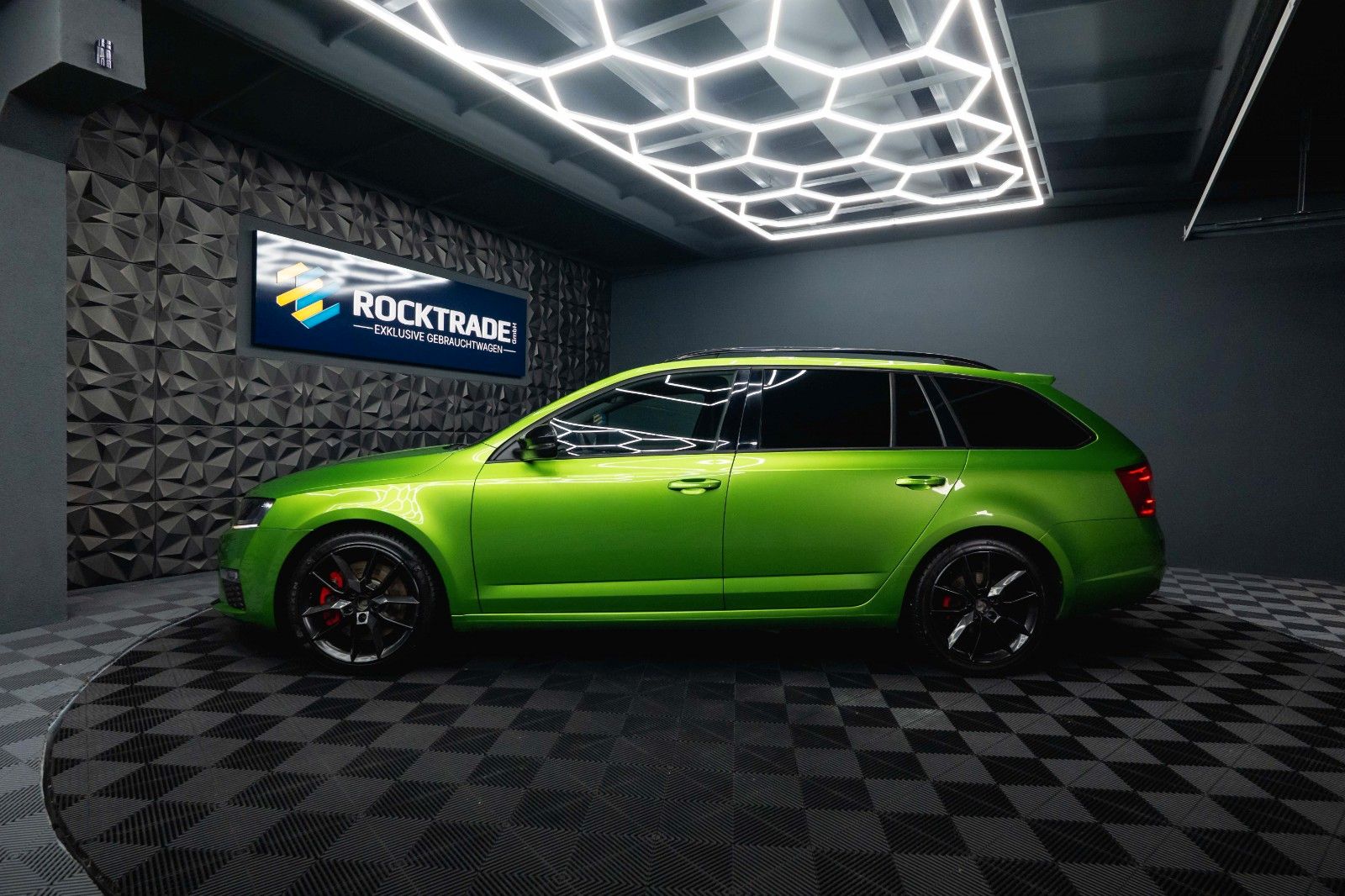 Fahrzeugabbildung SKODA Octavia Combi RS Performance *1.Hand*LED*CarPlay