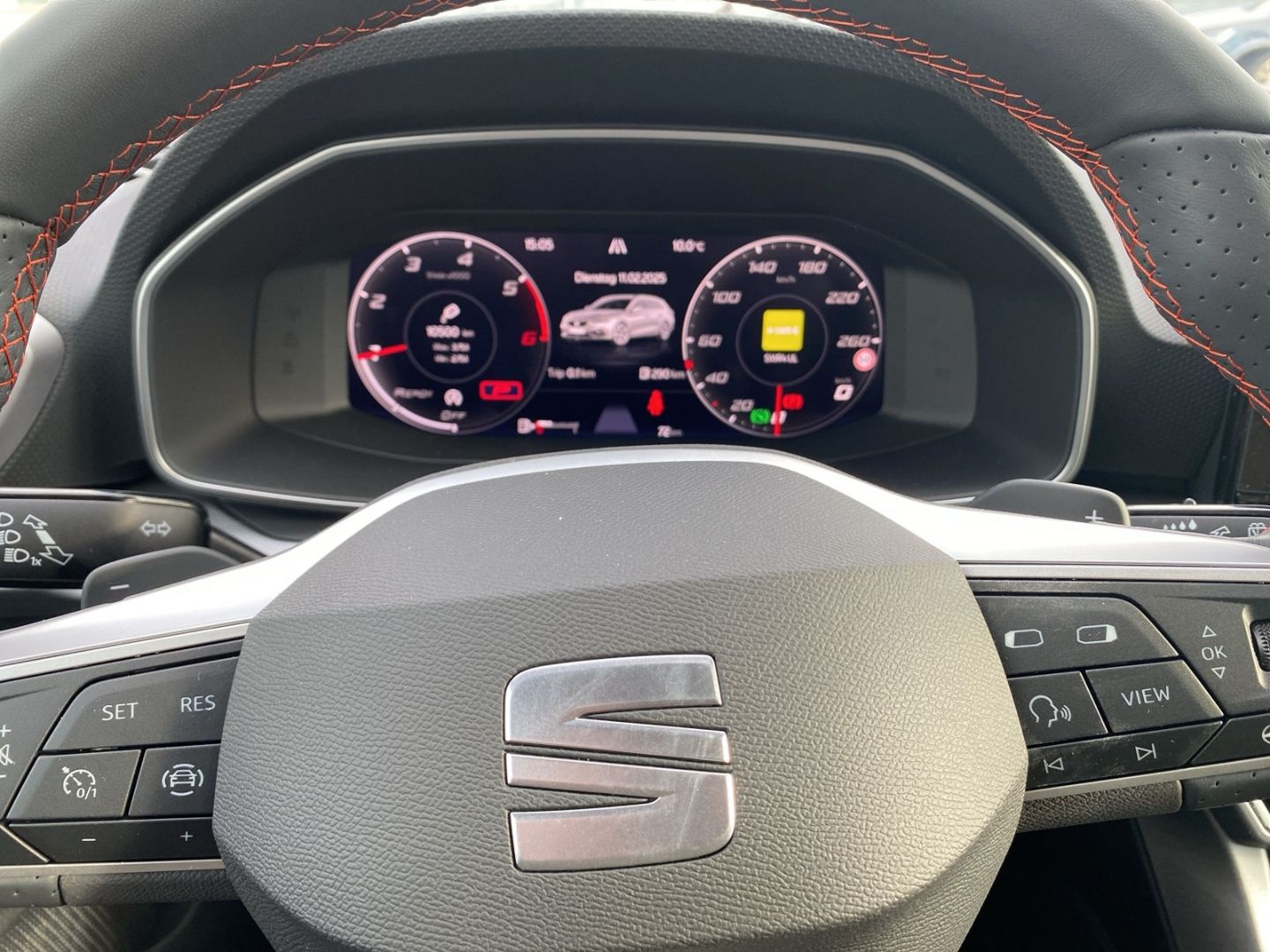 Fahrzeugabbildung SEAT Leon Sportstourer FR 2.0 TDI EU6d Navi digitales