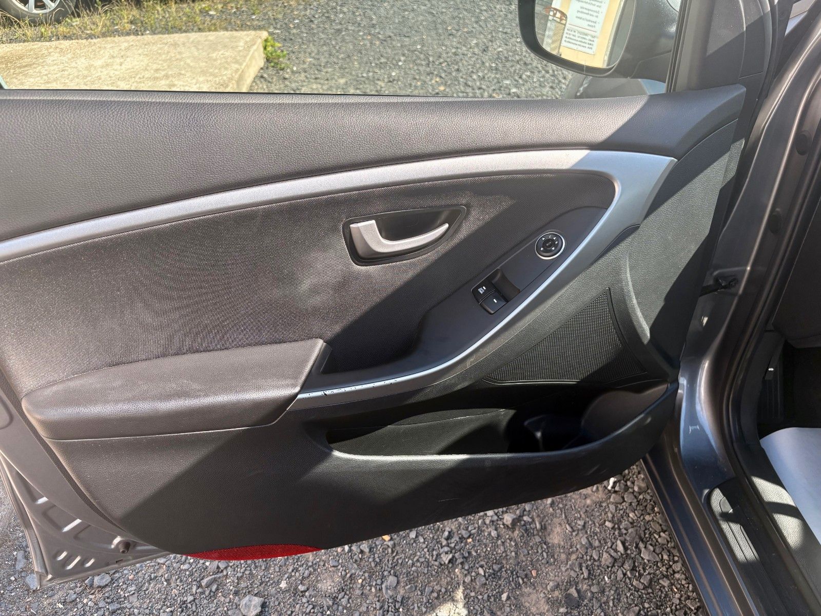 Fahrzeugabbildung Hyundai i30 1.6 CRDi 81kW Klima 2.HAND PDC Freisprech