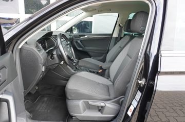 Volkswagen Tiguan - 10