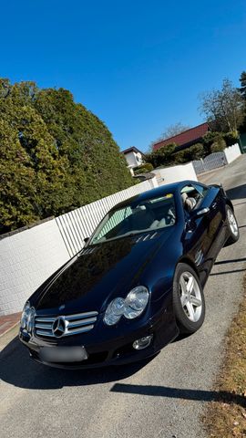 Mercedes-Benz SL 350 Cabrio Navi Bi-Xenon 1. Hand