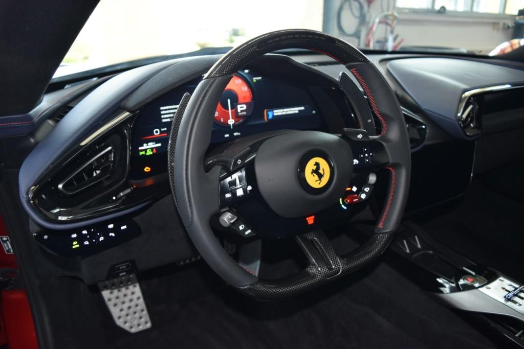 Ferrari 12Cilindri Panorama Lifting Beifahrerdispl ACC