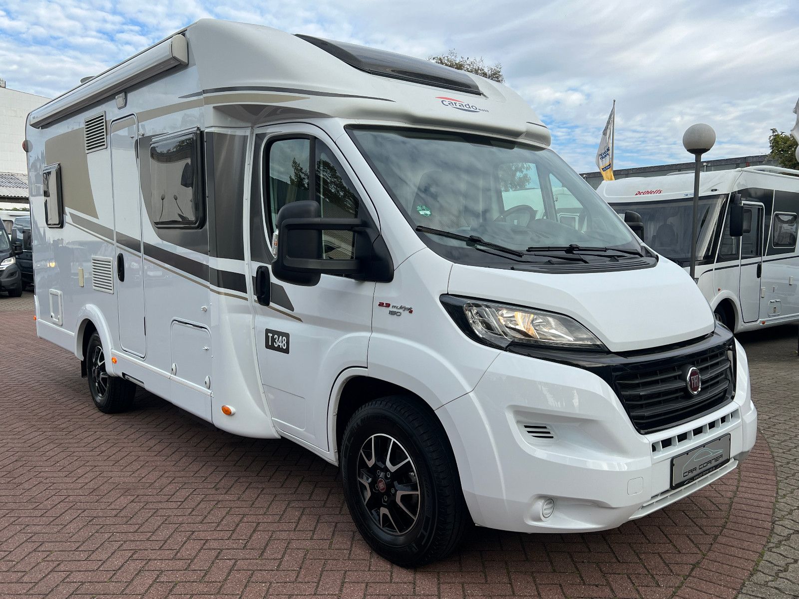 Fahrzeugabbildung Carado T 348 FIAT DUCATO 150 PS *1.HAND*DACHKLIMA*