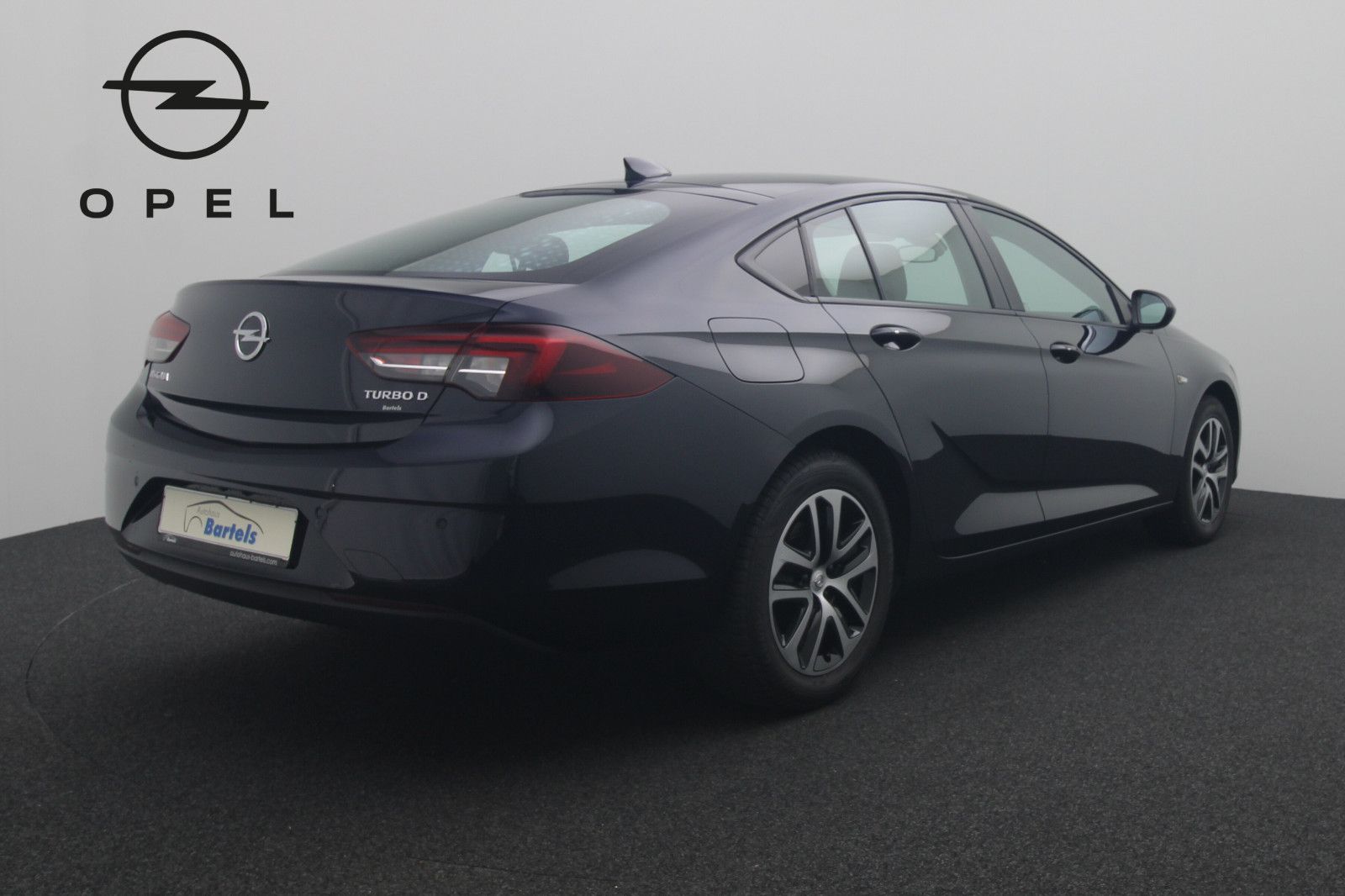 Fahrzeugabbildung Opel Insignia B 1.6 Grand Sport Edition