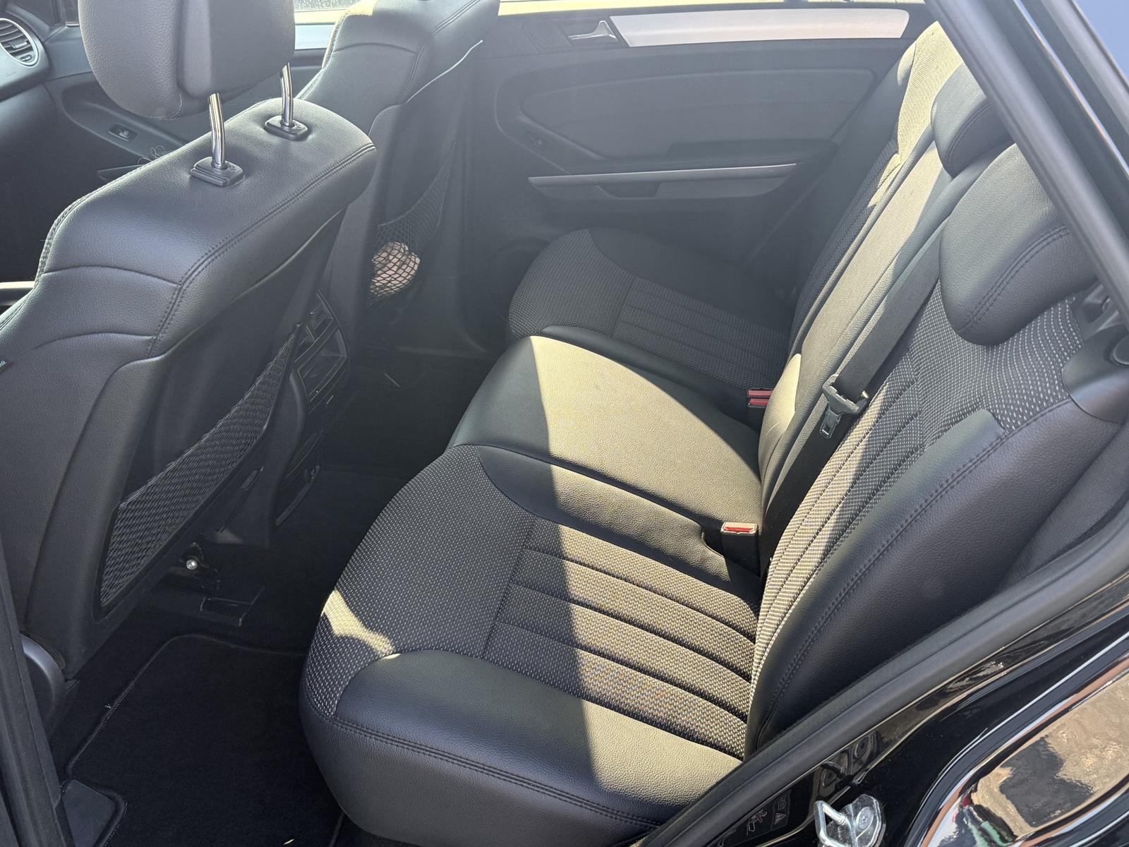Mercedes-Benz ML300 2011 — photo 9