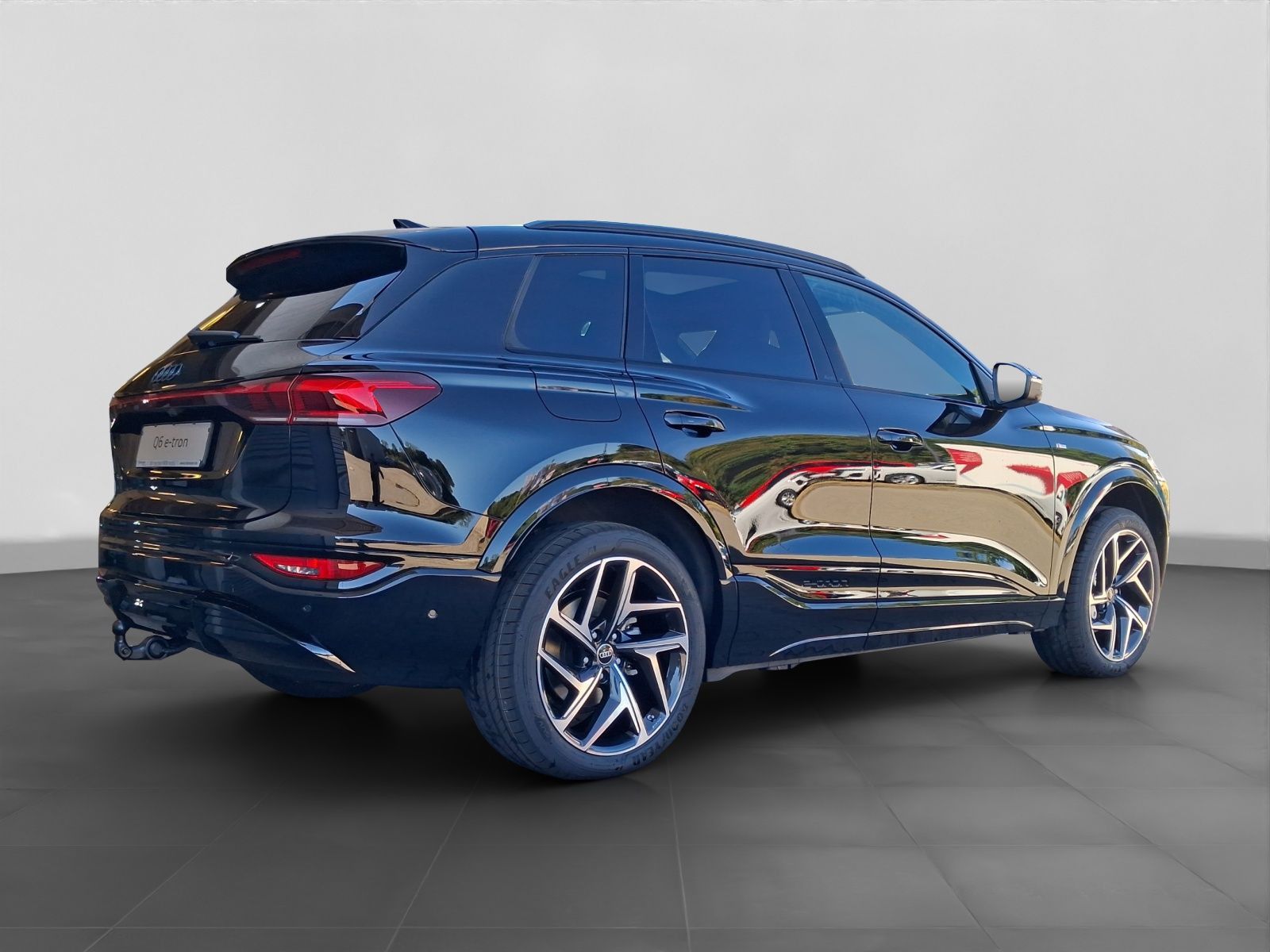 Audi e-tron Audi Audi Q6 SUV S line business e-tron p imagem 3