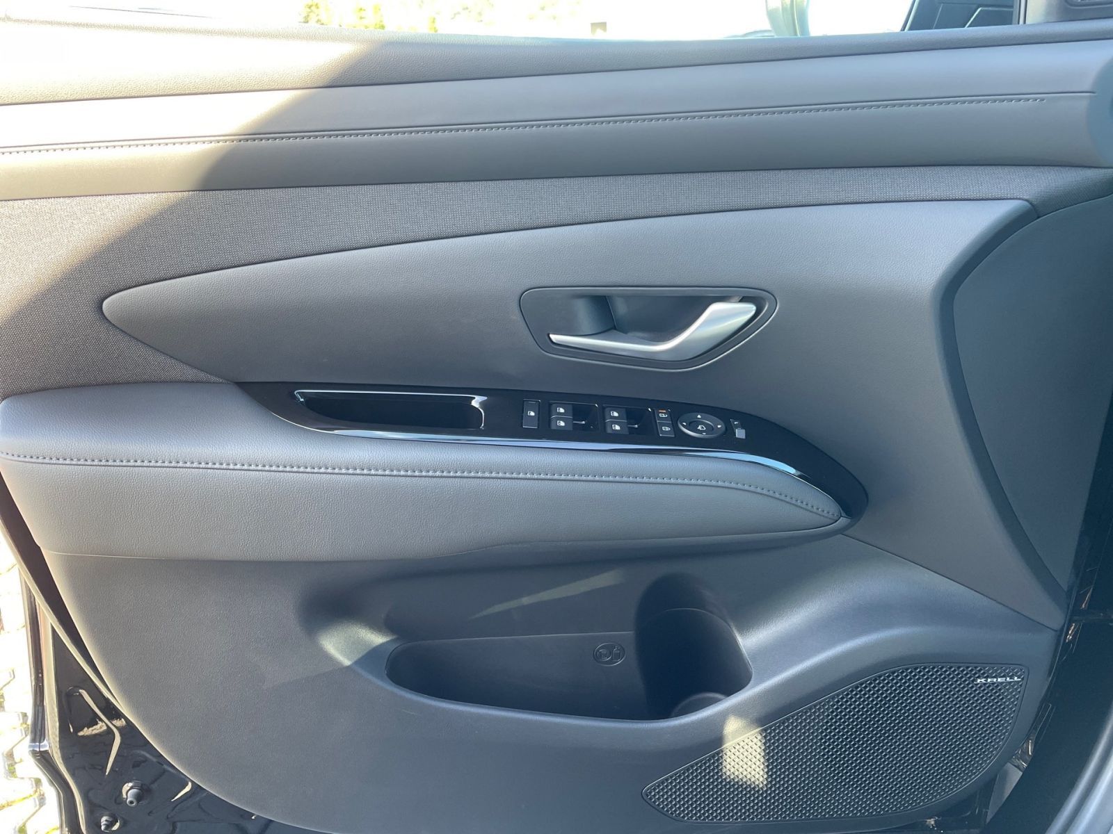 Fahrzeugabbildung Hyundai TUCSON 1.6 T-GDI Trend Hybrid Krell LED