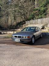 BMW 728i/7er/e38 - BMW 728: Scheckheftgepflegt