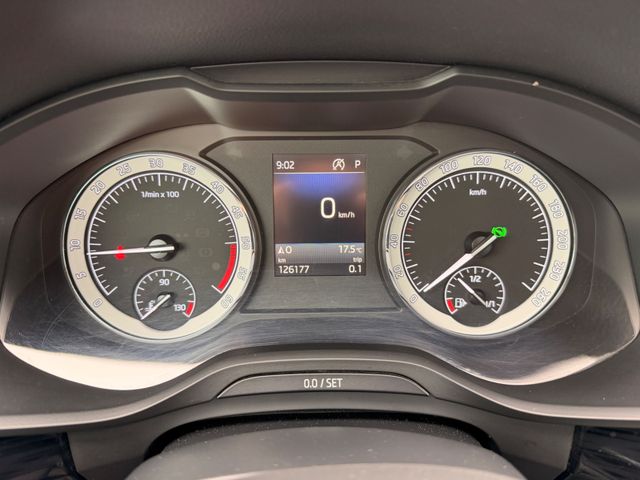 Skoda Kodiaq Style 4×4 7-Sitzer Pano Memory