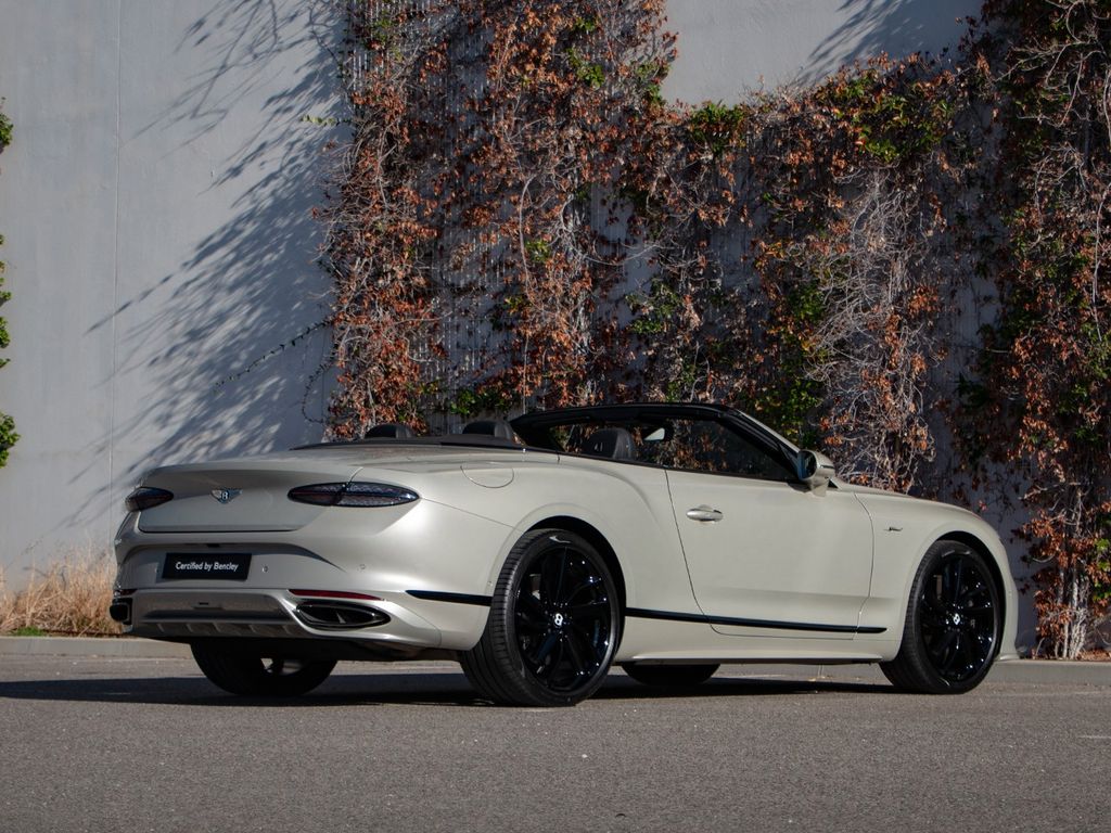 BENTLEY Continental GTC 2025