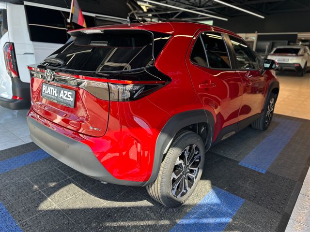 Toyota Yaris Cross Hybrid Teamplayer *Safety&Winter P.*