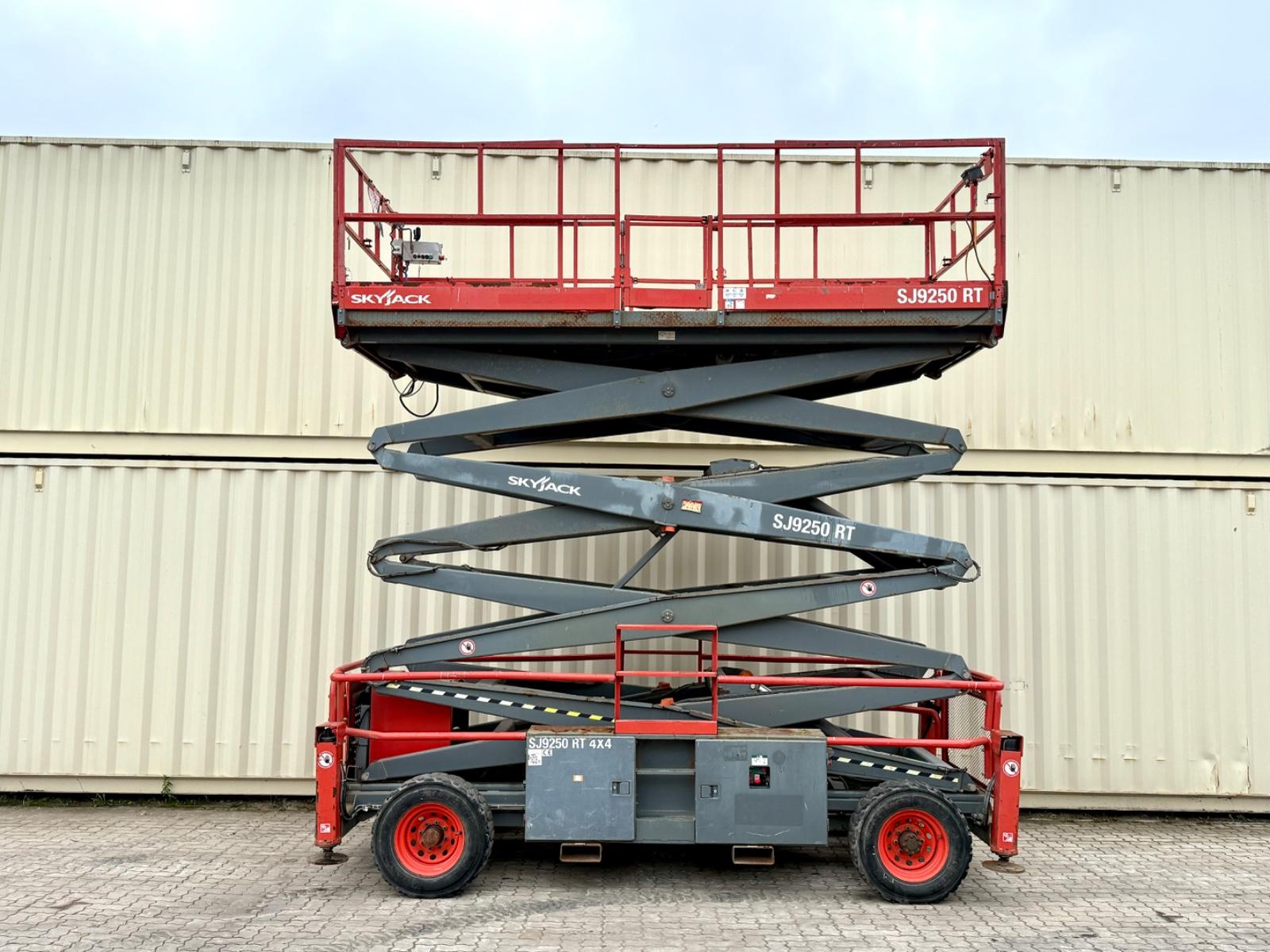 Andere Skyjack SJ9250RT 4x4 / 17.2 Meter / 2016 BJ