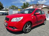 Chevrolet Aveo Basis  AHK  HU bis 02/27 - rote Chevrolet Aveo