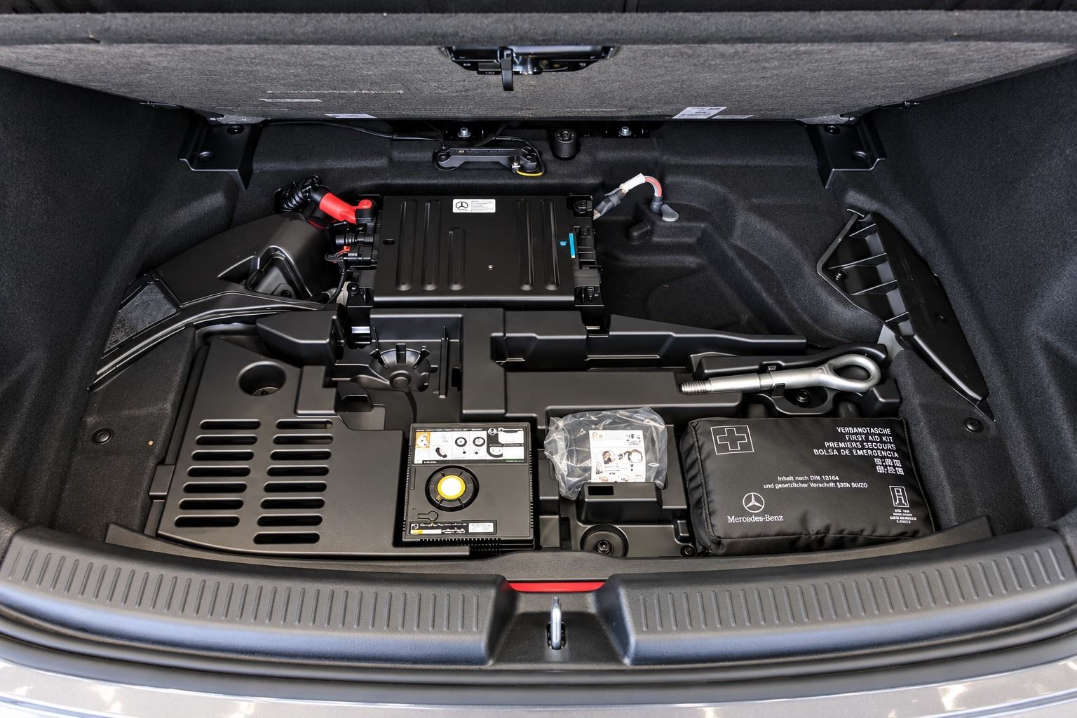Fahrzeugabbildung Mercedes-Benz A 180 7G-DCT PANORAMA MBUX KAMERA WINTER KEYLESS