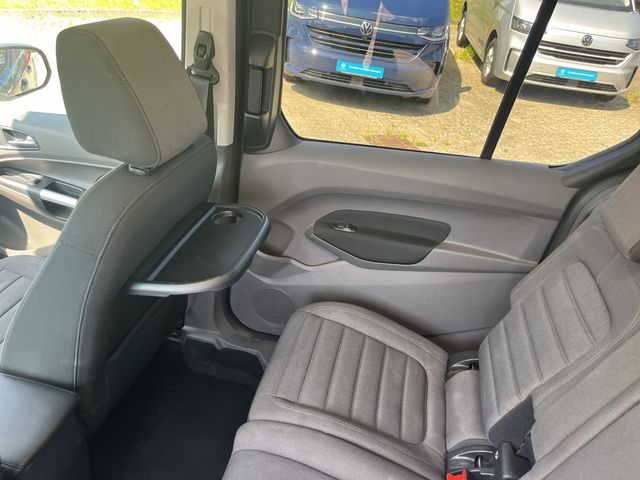 Tourneo Connect Grand Titanium