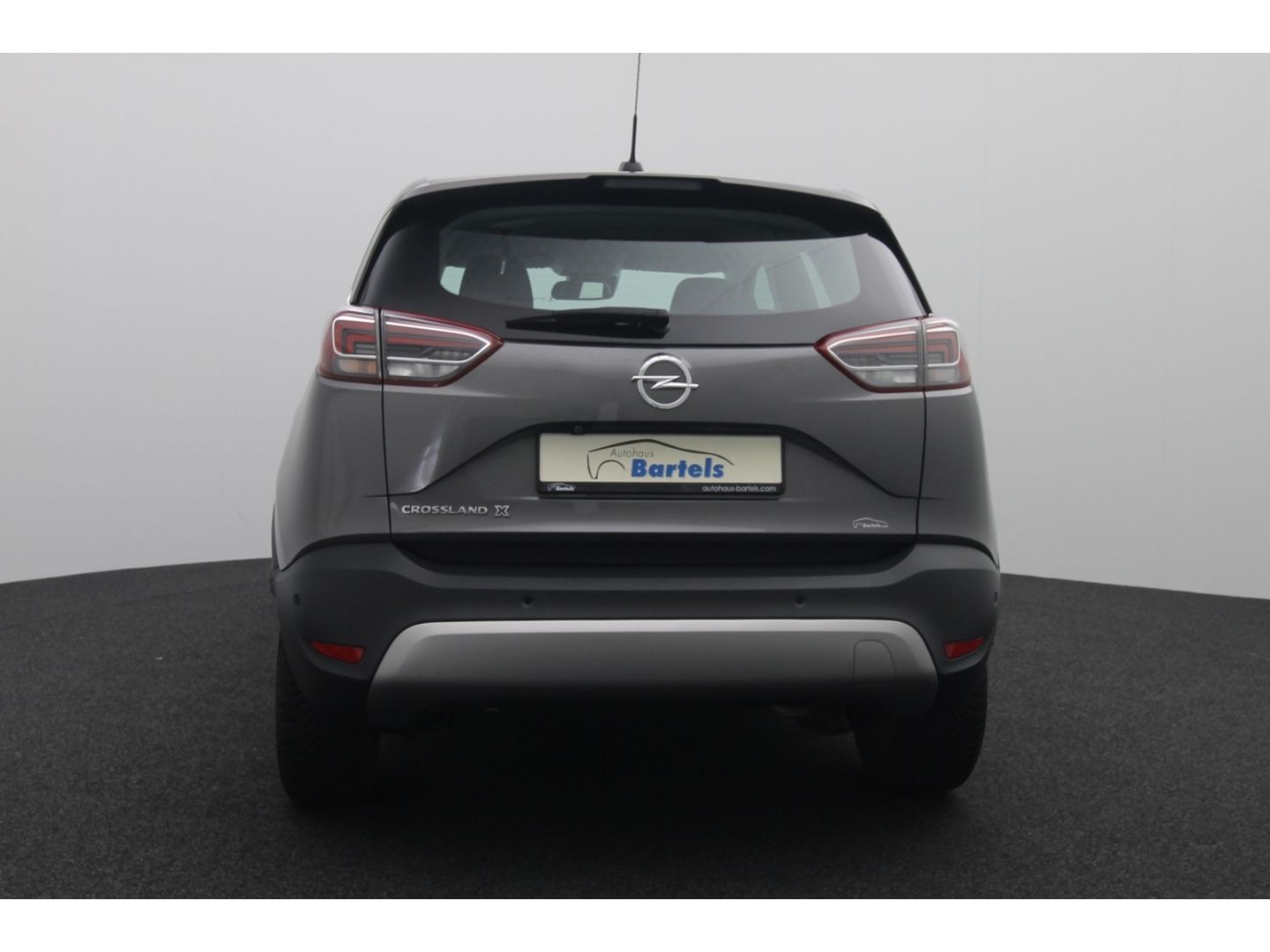 Fahrzeugabbildung Opel Crossland Opel 2020 Kamera Totwinkelass Einparkh