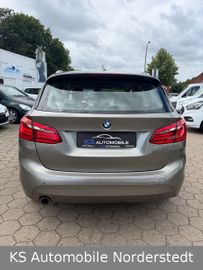 BMW 218 - 6