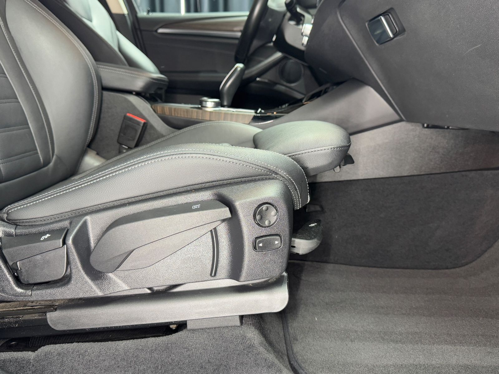 Fahrzeugabbildung BMW X3 xDrive 20d|LEDER|NAVI|M-SPORT 19 ZOLL|AHK