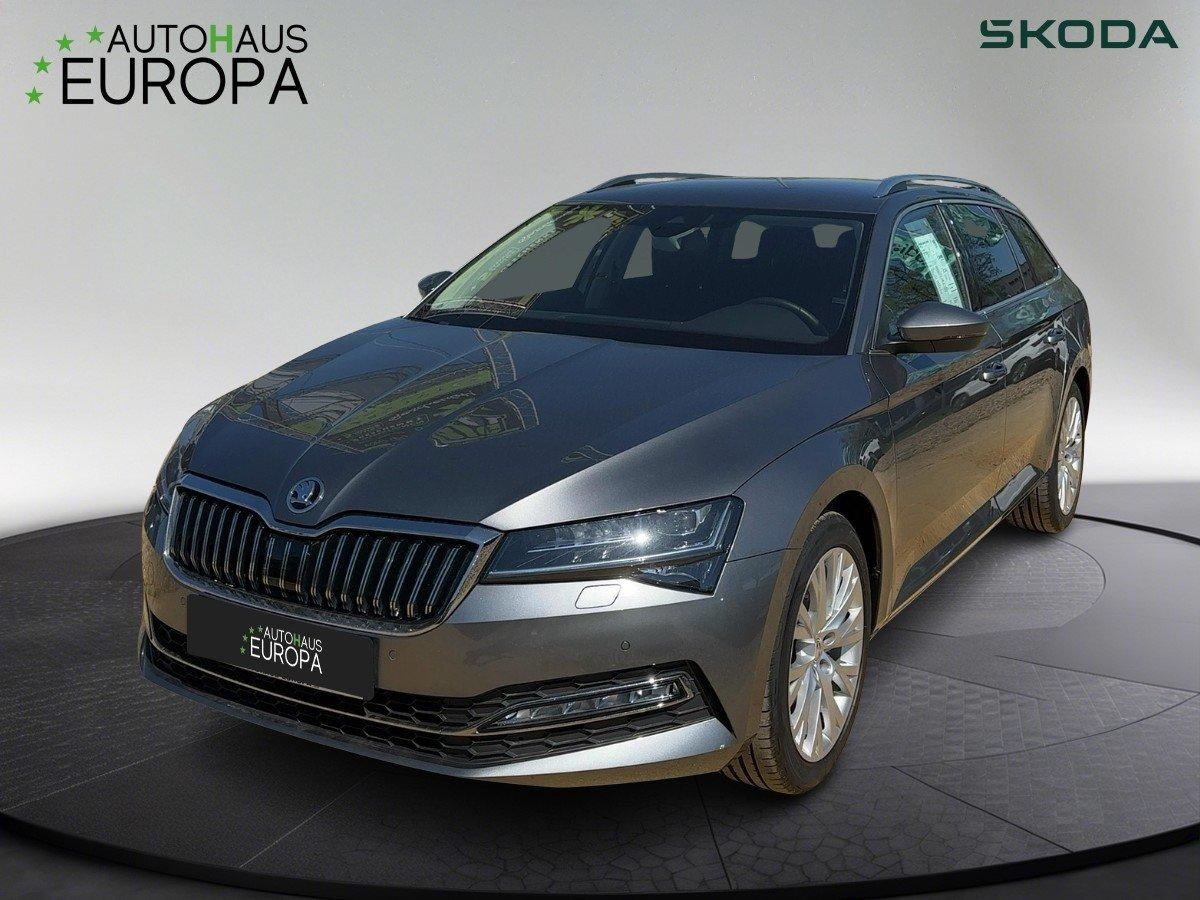 Skoda Superb Combi 2.0 TDI DSG Style ACC AHK Kam Navi