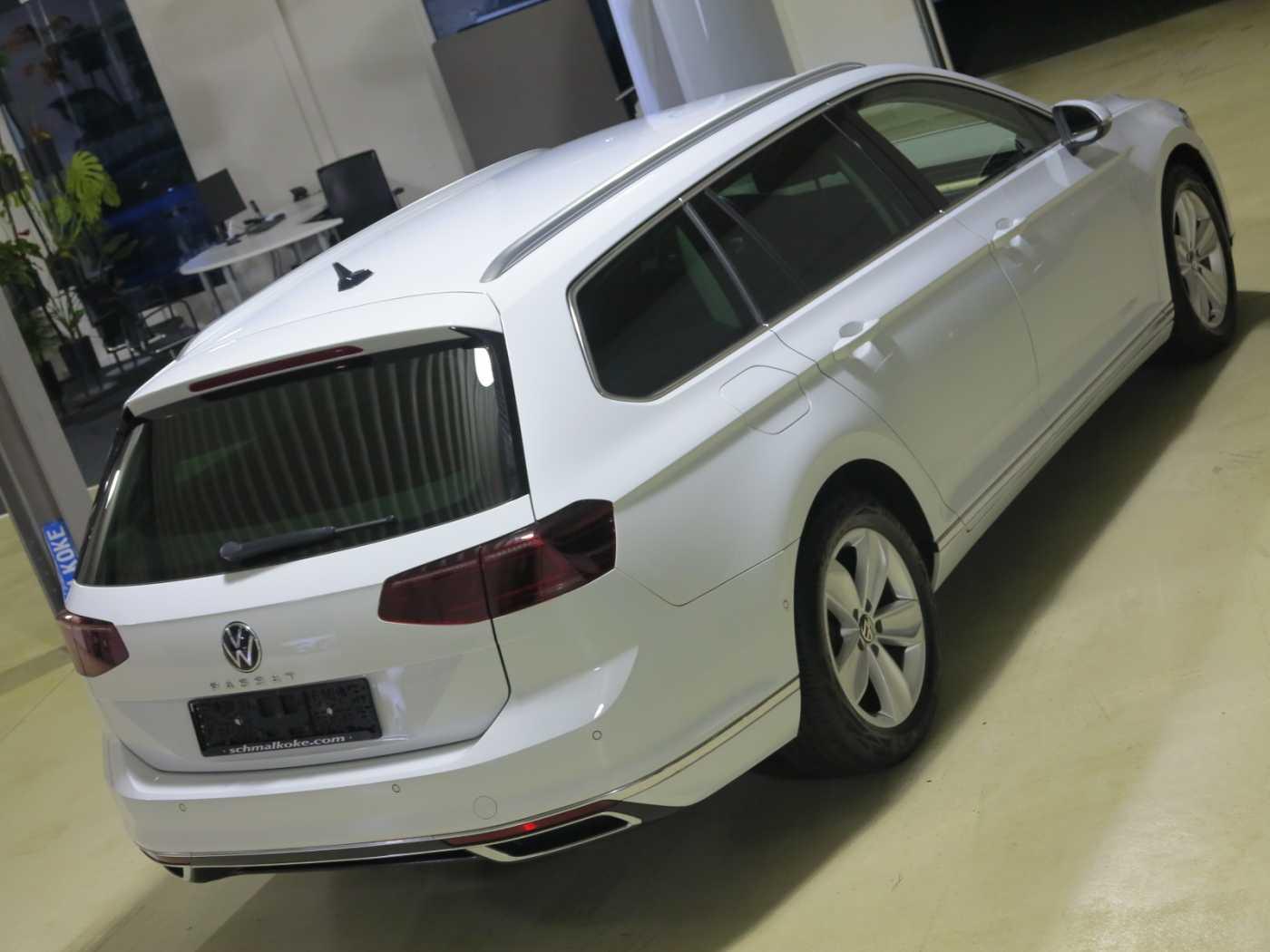 Volkswagen Passat Variant 2.0 TDI SCR DSG7 Elegance Navi