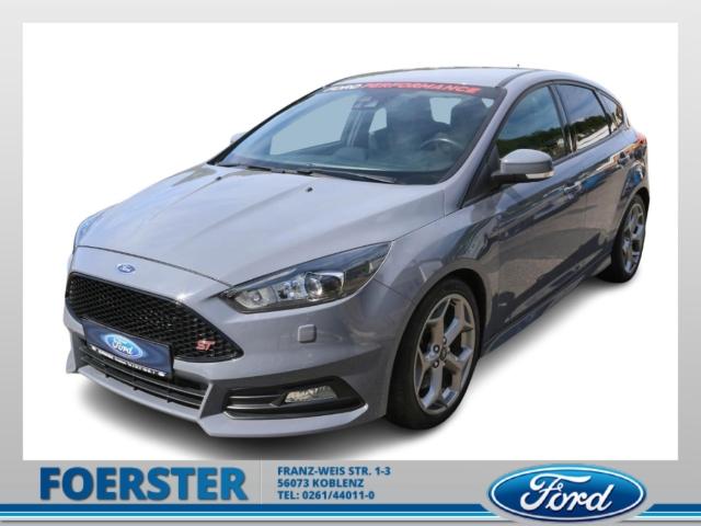 Ford Focus 2.0i ST Bi-Xenon ParkPilot Recaro WinterPa