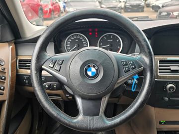 BMW 525 - 11