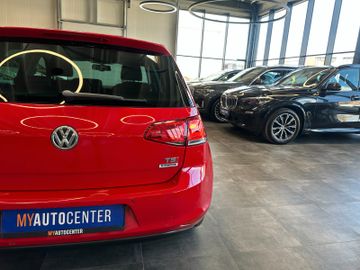 Volkswagen Golf VII Lim. Lounge BMT *PDC*