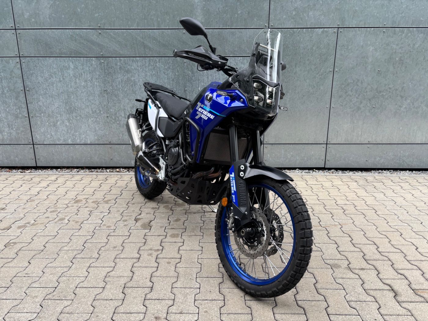 Fahrzeugabbildung Yamaha XTZ 700 Tenere viel Zubehör