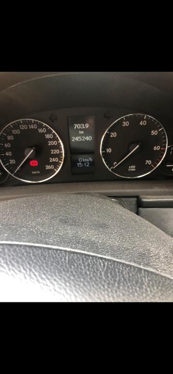 Mercedes-Benz C 180