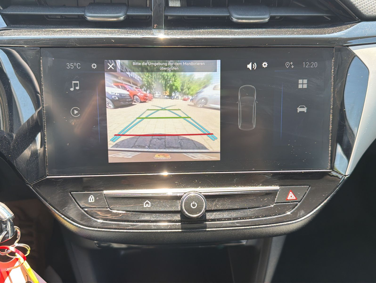 Fahrzeugabbildung Opel Corsa TECH-Paket - Automatik