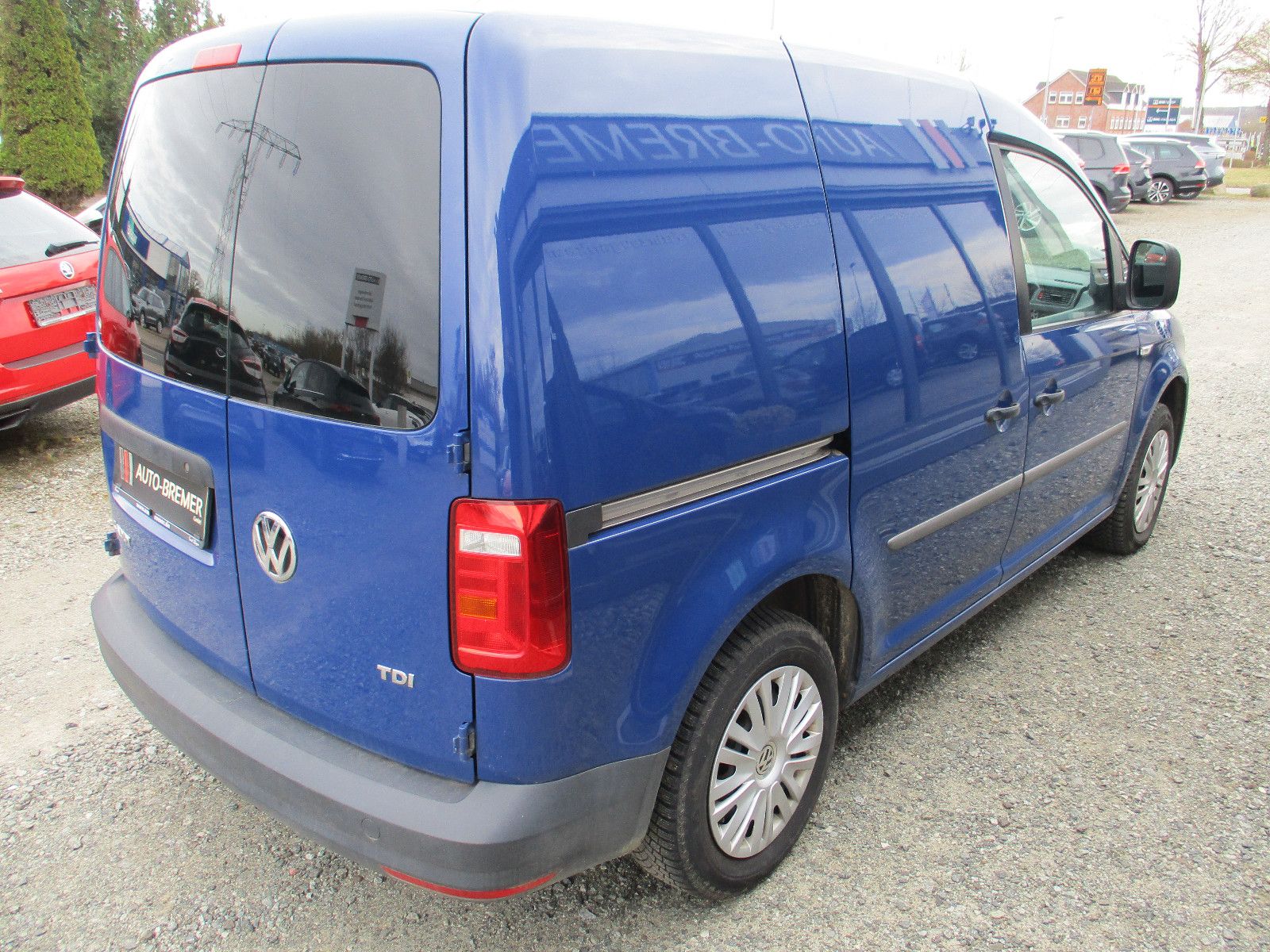 Fahrzeugabbildung Volkswagen Caddy Nfz 2.0 TDI  Motor neu !!!