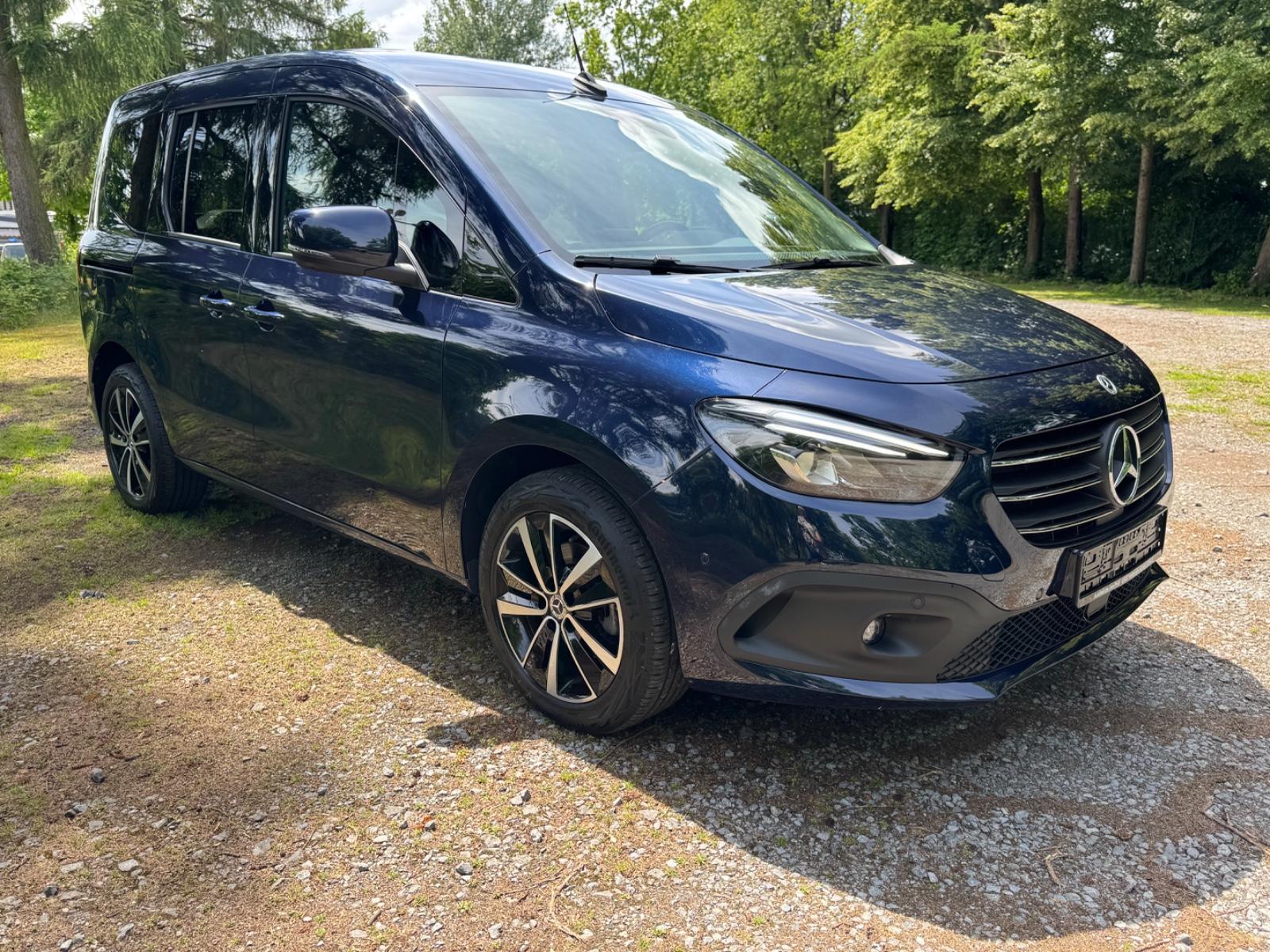 Mercedes-Benz T-Klasse T180  mit erst 18700 km