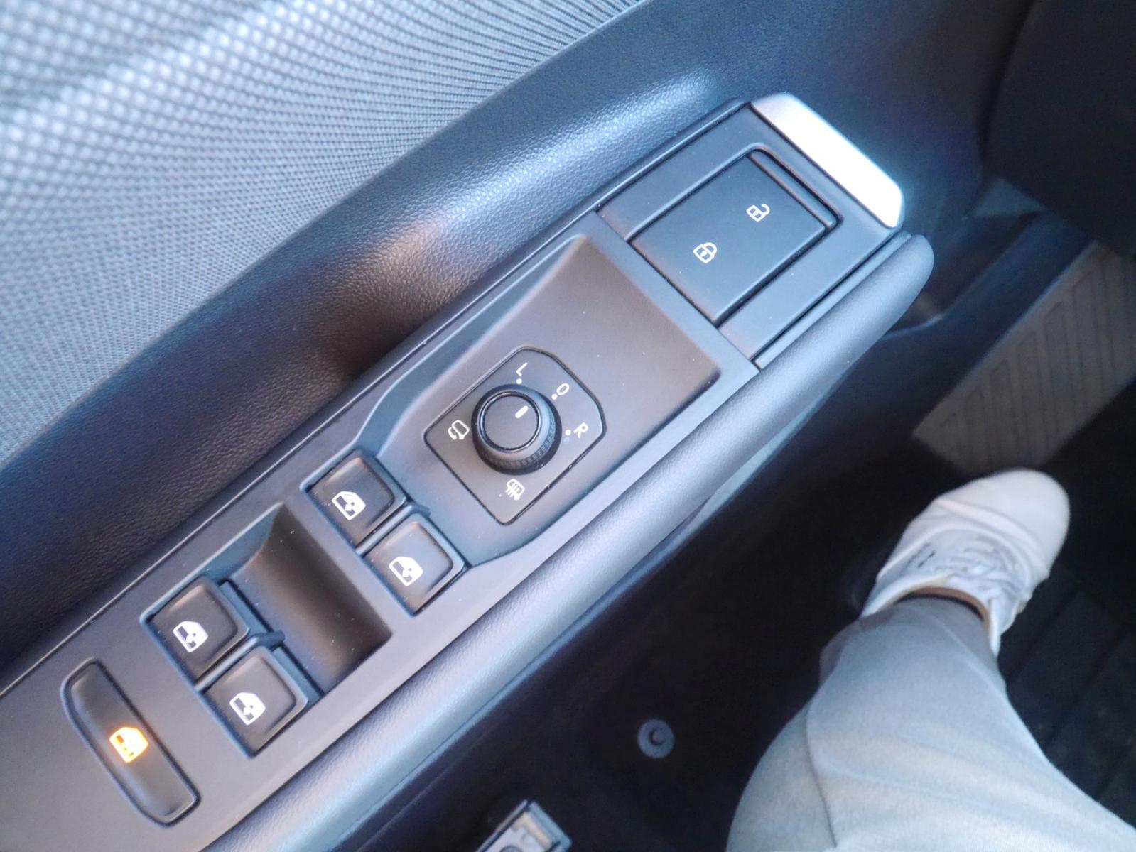 Volkswagen T-Roc 1.5 eTSI LED/Navi/APP/ACC/Kamera, миниатюра 22