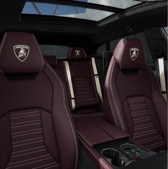 Lamborghini Urus 4.0 V8*SE*Carbon&Carbon*Night Vision*PD26*