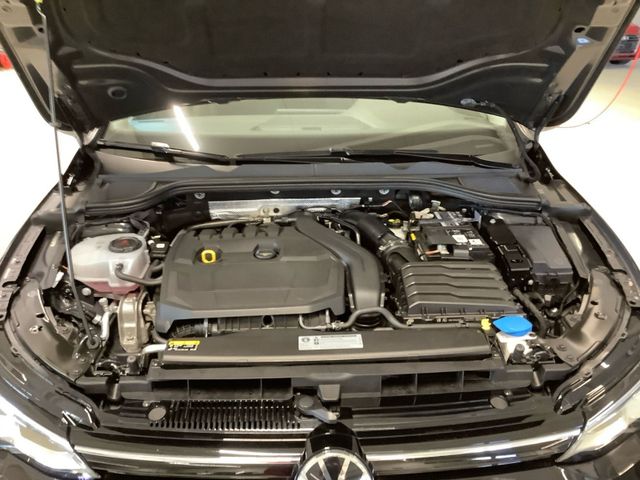 Golf Style 1,5 TSI ACT 110 kW  AZV, Matrix, Pano