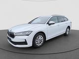 Skoda Superb Combi 2.0 TDI DSG Essence NAVI RFK ACC PD - Skoda Superb: Essence
